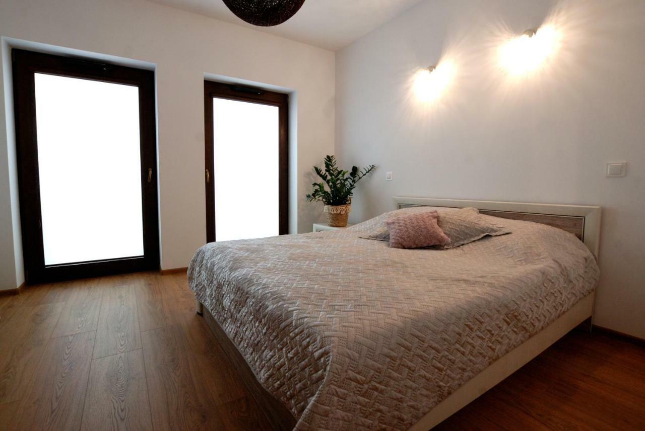 Apartamenty Pod Wieza Przemyśl Extérieur photo